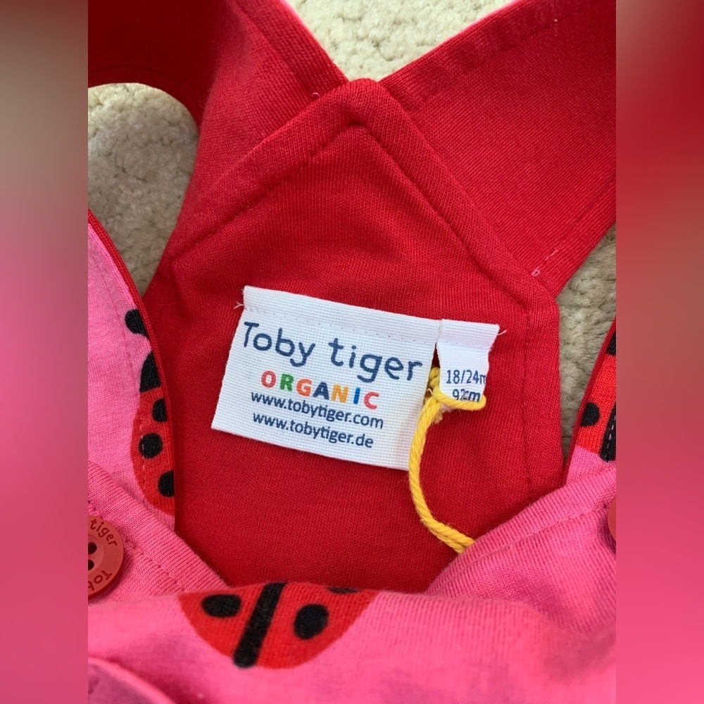 Toby Tiger NWT Size 18-24 Months Organic Ladybug Dungarees Overalls - Picture 3 of 9